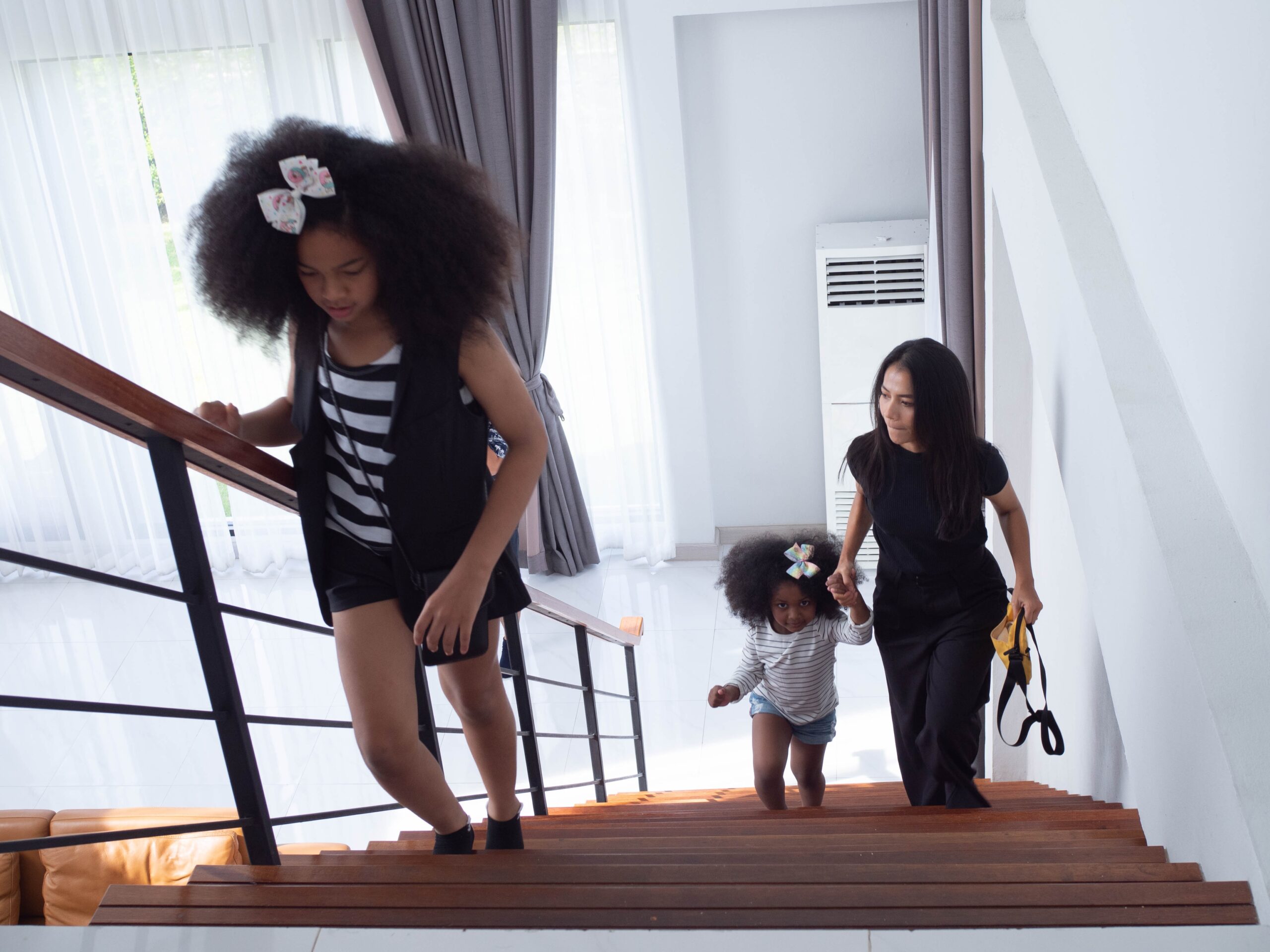 female kid girl mother afro hair south africa braz 2025 03 08 07 13 44 utc 1.jpg